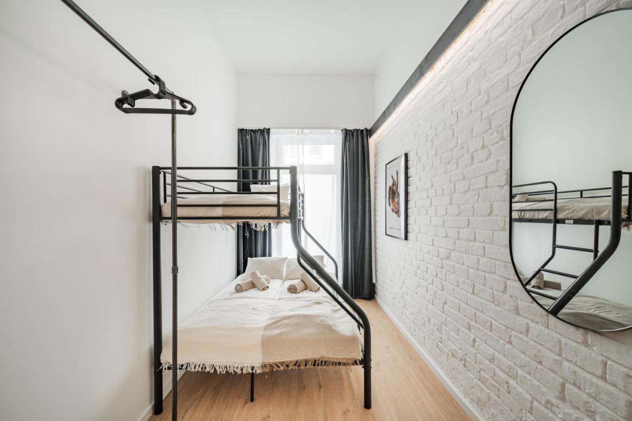 Chic Central City Rooms By Home2 비엔나 외부 사진