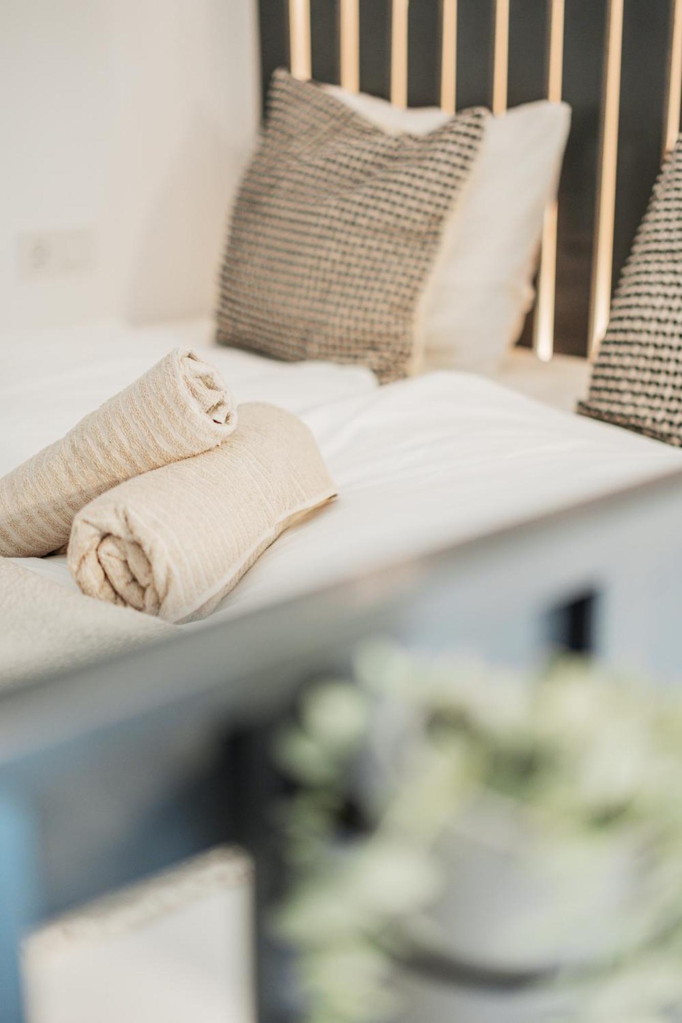Chic Central City Rooms By Home2 비엔나 외부 사진